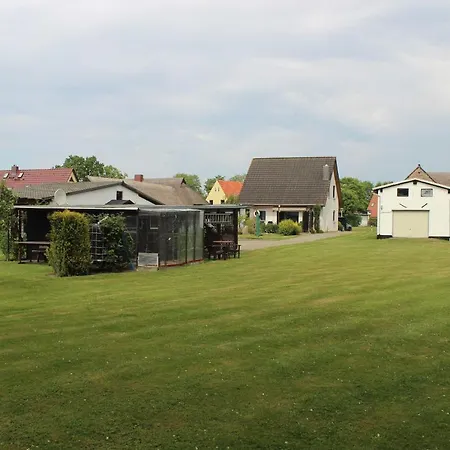 Ferienwohnung Gartenblick Altenkirchen (Mecklenburg-Vorpommern)
