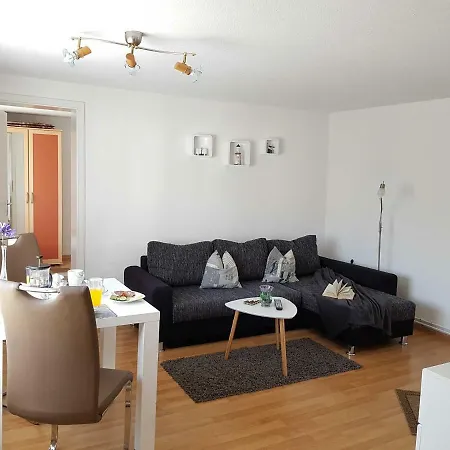 Appartement Ferienwohnung Gartenblick Altenkirchen (Mecklenburg-Vorpommern)