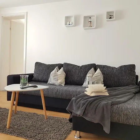 Appartement Ferienwohnung Gartenblick Altenkirchen (Mecklenburg-Vorpommern)