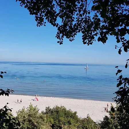 Ferienwohnung Gartenblick * Altenkirchen (Mecklenburg-Vorpommern)